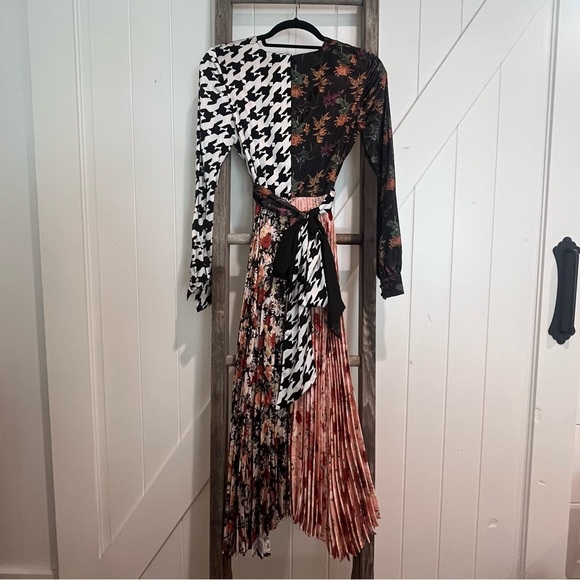 DELFI Collective | Camille Wrap Front Dress - Picture 4 of 13